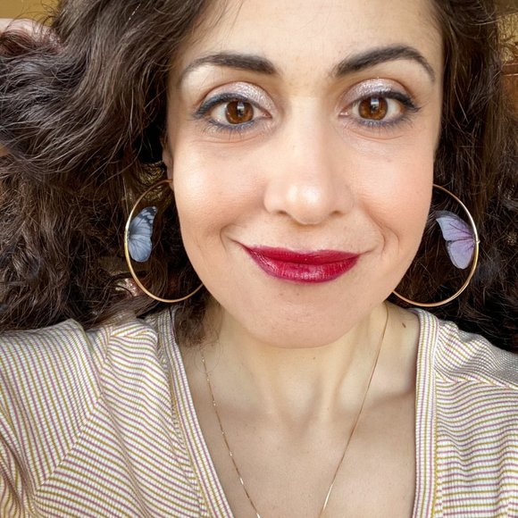 🆕 🦋Butterfly Hoop Earrings - Picture 2 of 15